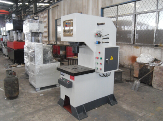 小噸位油壓機（20噸單臂油壓機、液壓機）